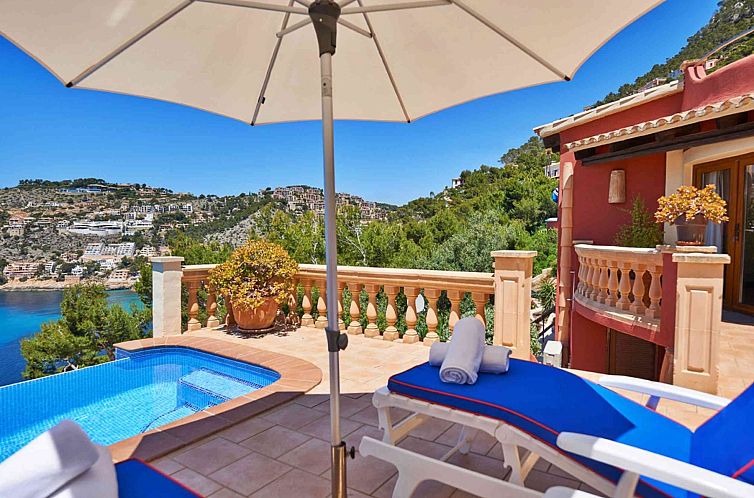 Vrijstaande woning in Port D'andratx