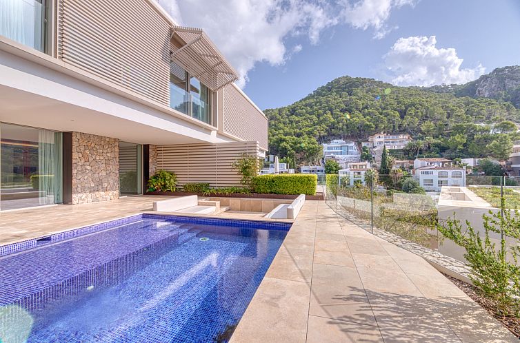 Vrijstaande woning in Port D'andratx