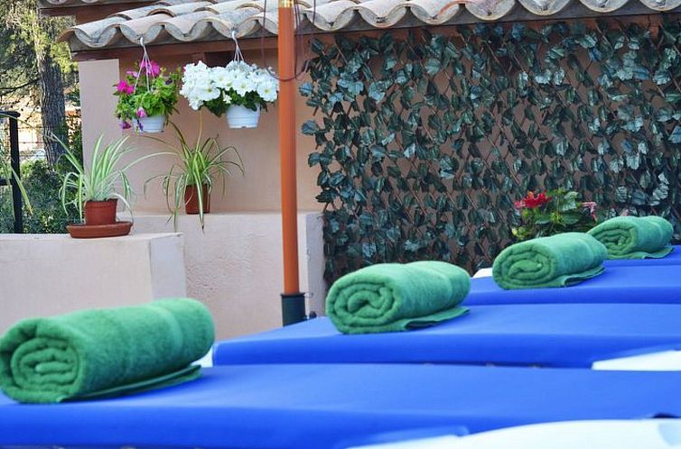 Vakantiehuis Schöne Villa mit Pool und Garten