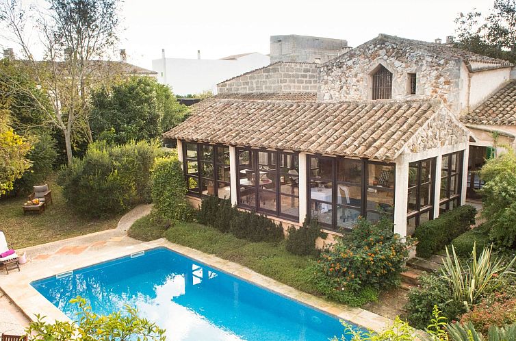 Vakantiehuis Stadthaus für 12, mit Schwimmbad auf Mallorca