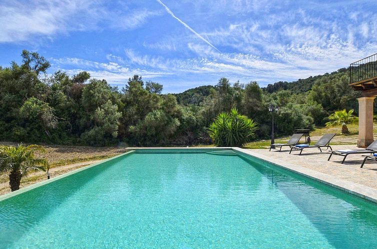 Vakantiehuis Ferienvilla mit Garten, Grill und Terrasse