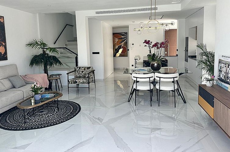 Geschakelde woning in San Pedro del Pinatar