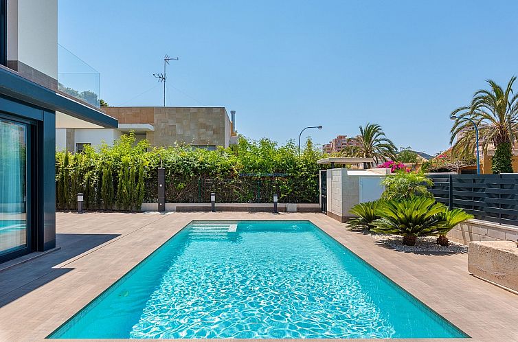 Geschakelde woning in Playa Honda