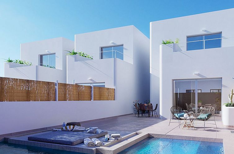 Vrijstaande woning in Los Alcazares