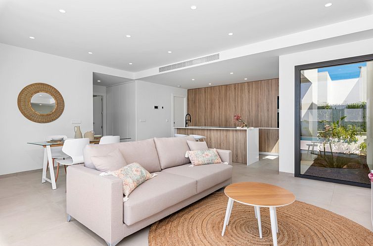 Vrijstaande woning in Los Alcazares