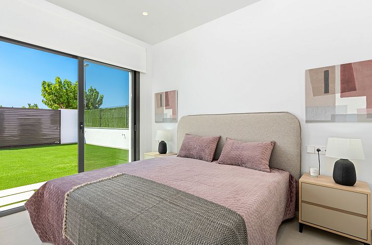 Vrijstaande woning in Los Alcazares