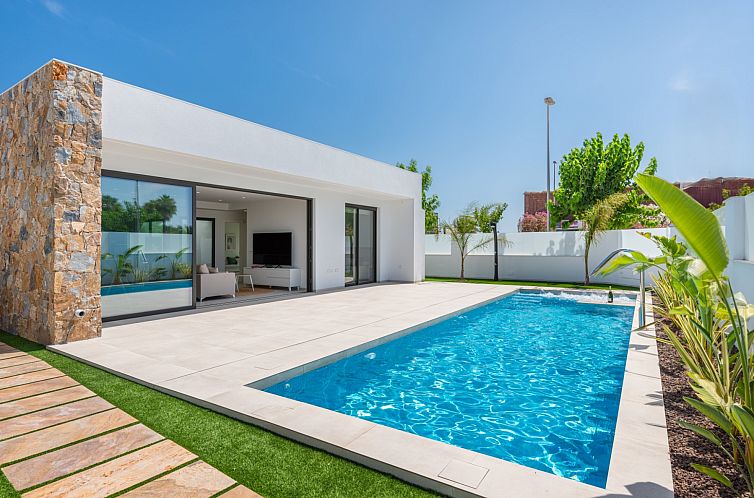 Vrijstaande woning in Los Alcazares