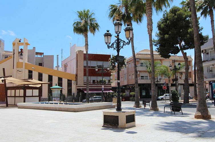 Vrijstaande woning in Los Alcazares
