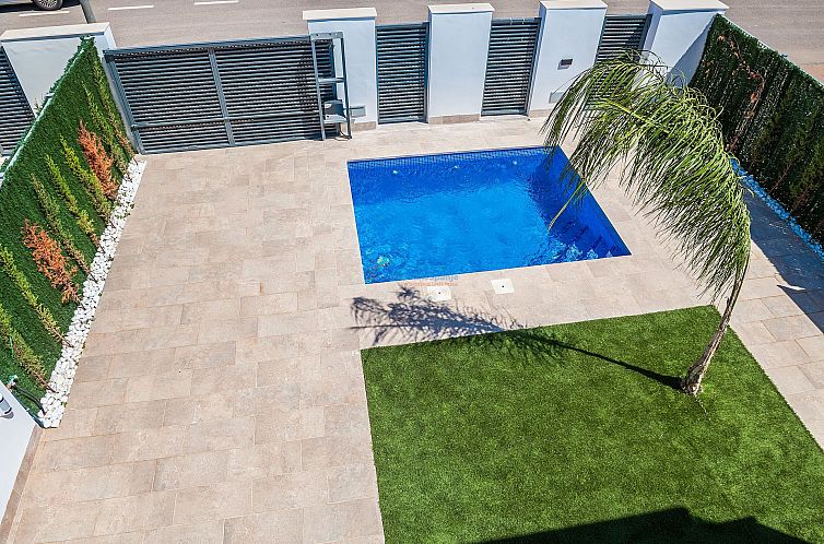 Vrijstaande woning in Los Alcazares