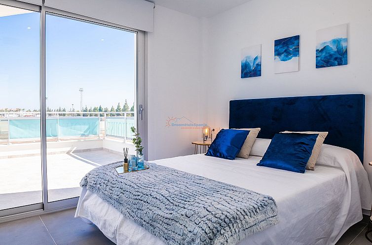 Vrijstaande woning in Los Alcazares
