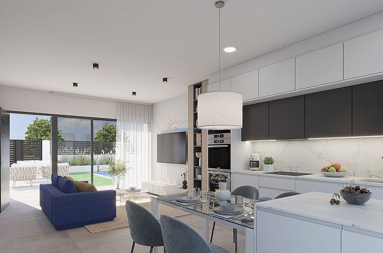 Vrijstaande woning in Los Alcazares
