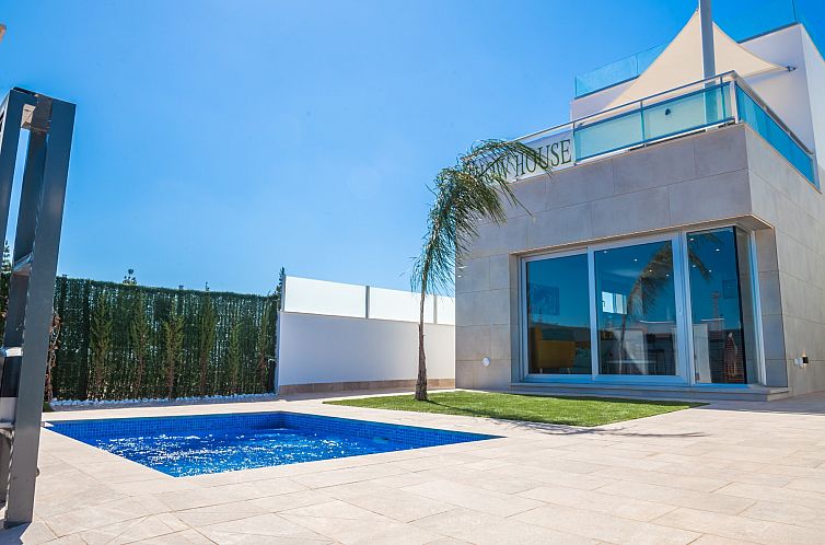 Vrijstaande woning in Los Alcazares