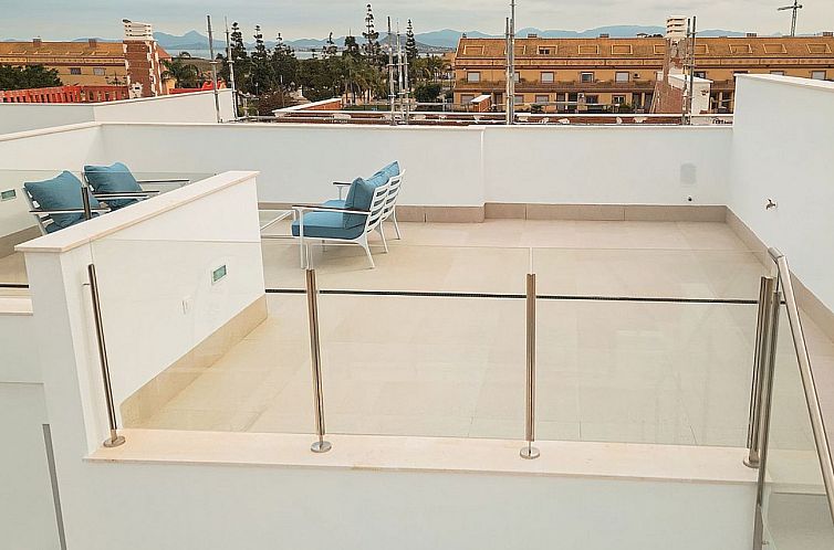 Chalet in Los Alcazares