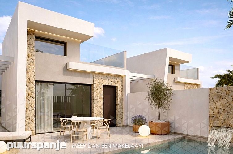 Vrijstaande woning in Los Alcazares