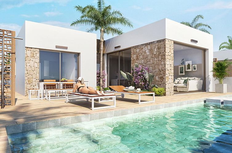 Vrijstaande woning in Los Alcazares