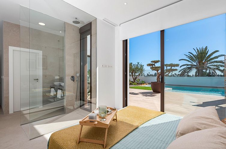 Vrijstaande woning in Los Alcazares