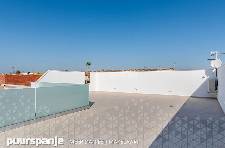 Vrijstaande woning in Los Alcazares