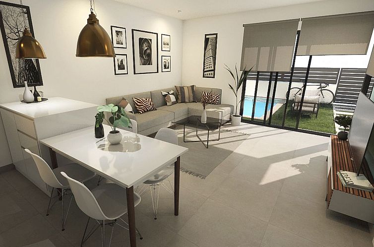 Vrijstaande woning in Los Alcazares