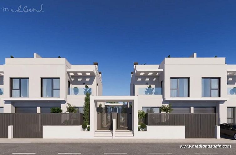 Vrijstaande woning in Los Alcazares