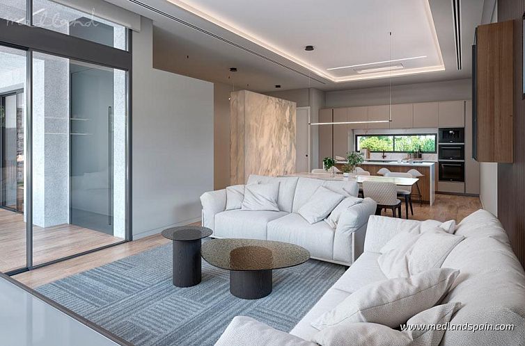 Vrijstaande woning in Los Alcazares