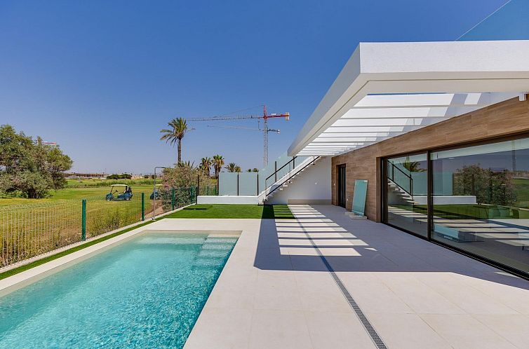 Vrijstaande woning in Los Alcazares