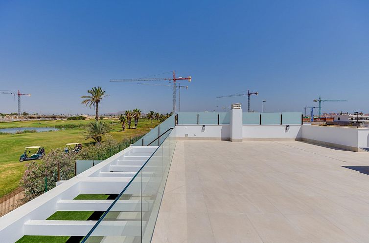 Vrijstaande woning in Los Alcazares