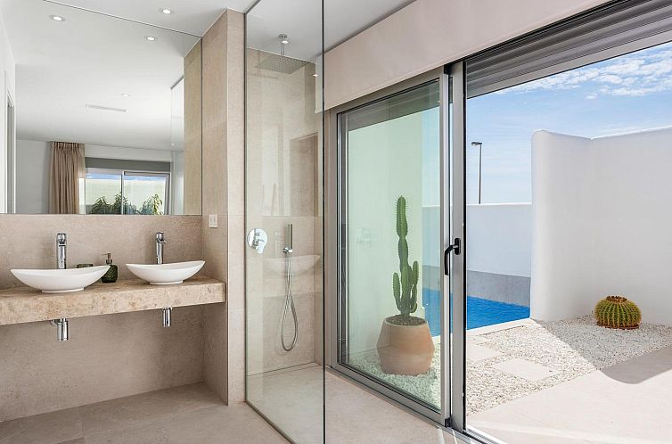 Vrijstaande woning in Los Alcazares