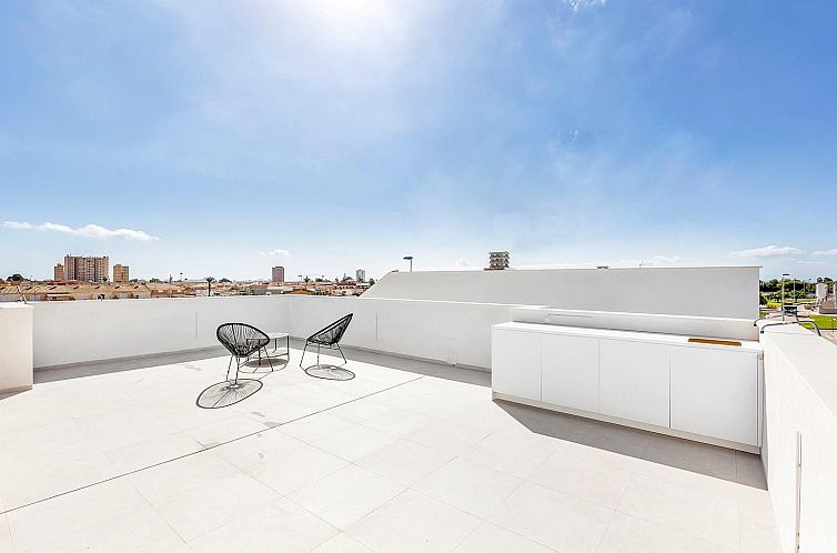 Vrijstaande woning in Los Alcazares