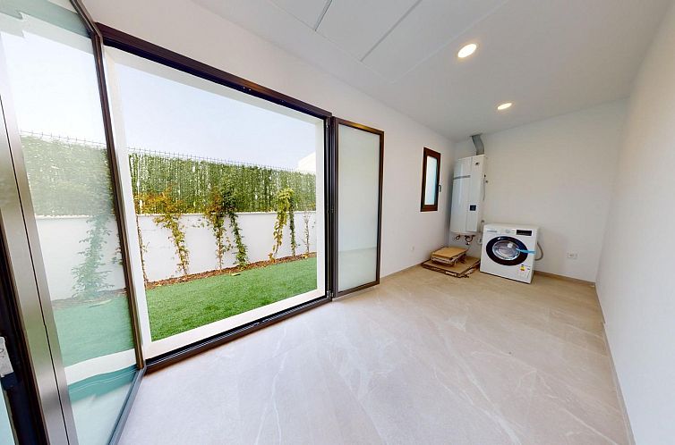 Vrijstaande woning in Los Alcazares