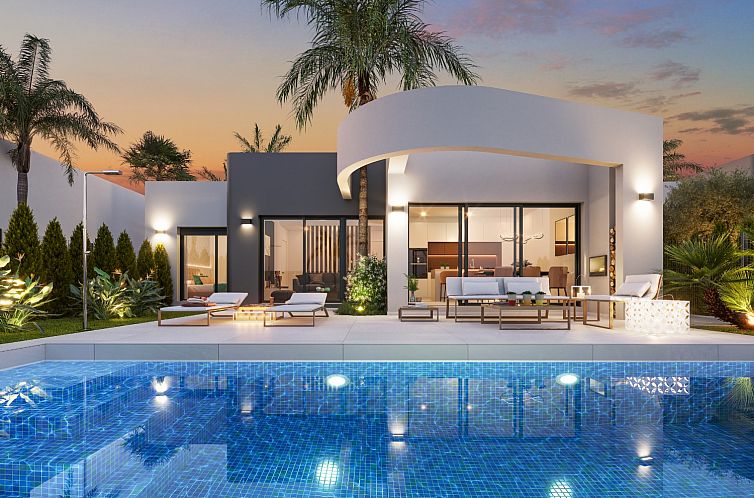 Vrijstaande woning in Los Alcazares