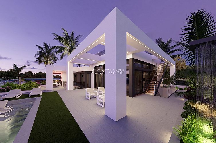 Vrijstaande woning in Los Alcazares