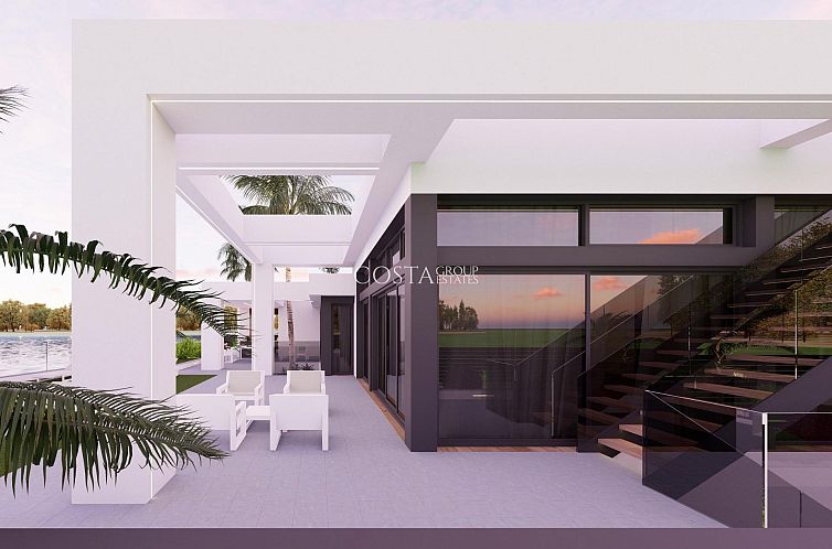Vrijstaande woning in Los Alcazares