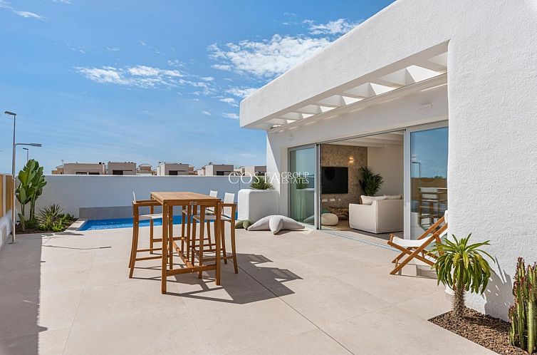 Vrijstaande woning in Los Alcazares