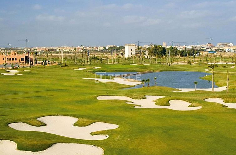 Vrijstaande woning in Los Alcazares