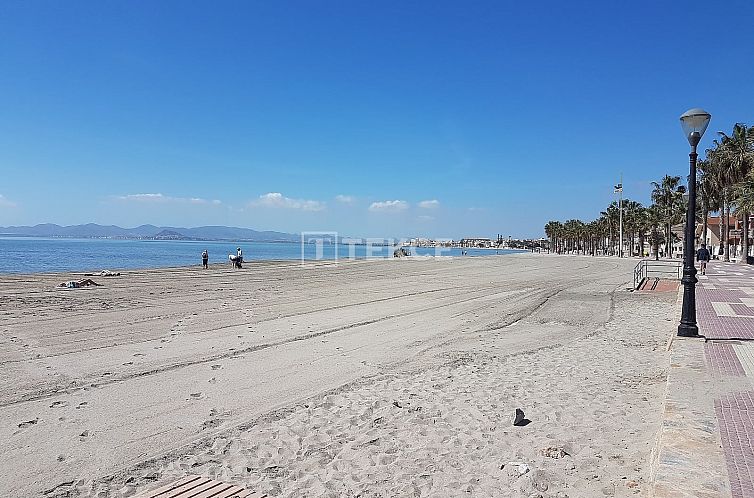 Vrijstaande woning in Los Alcazares