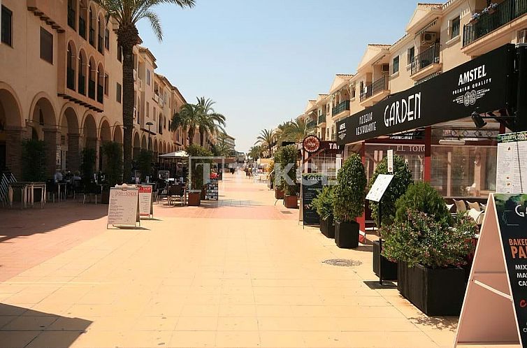 Vrijstaande woning in Los Alcazares