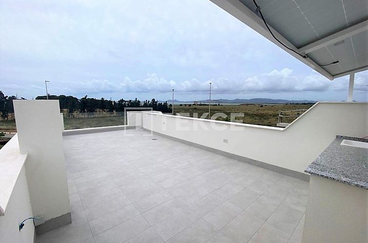 Vrijstaande woning in Los Alcazares