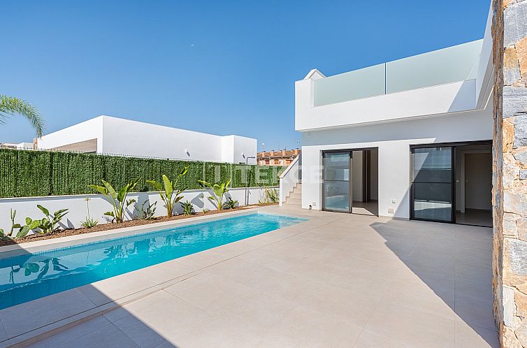 Vrijstaande woning in Los Alcazares