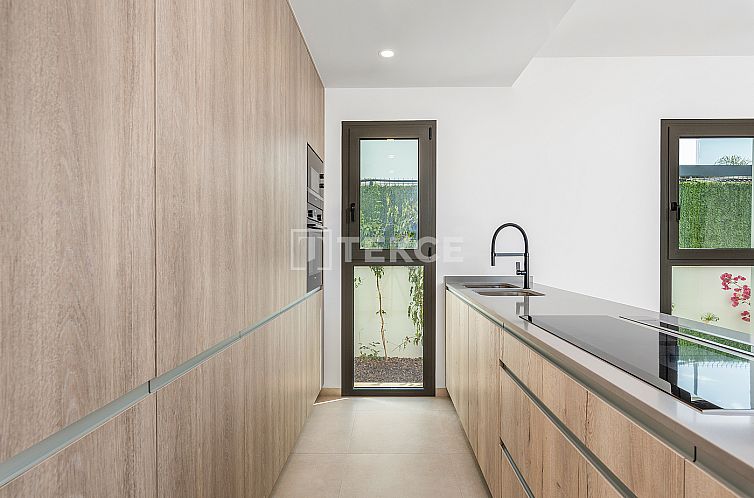 Vrijstaande woning in Los Alcazares
