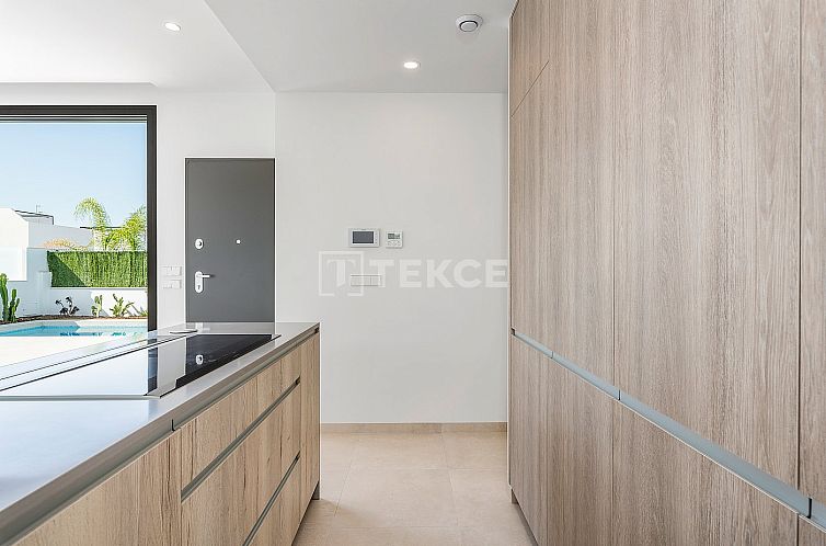 Vrijstaande woning in Los Alcazares