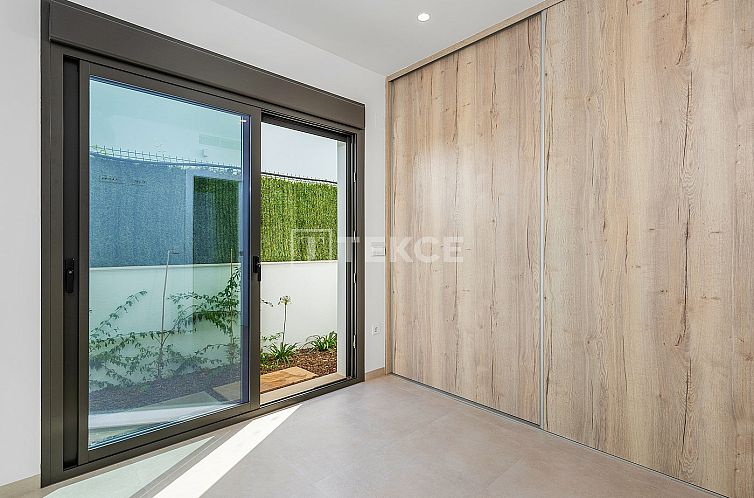 Vrijstaande woning in Los Alcazares