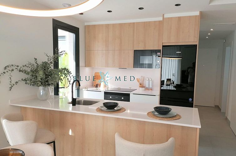 Vrijstaande woning in Los Alcazares