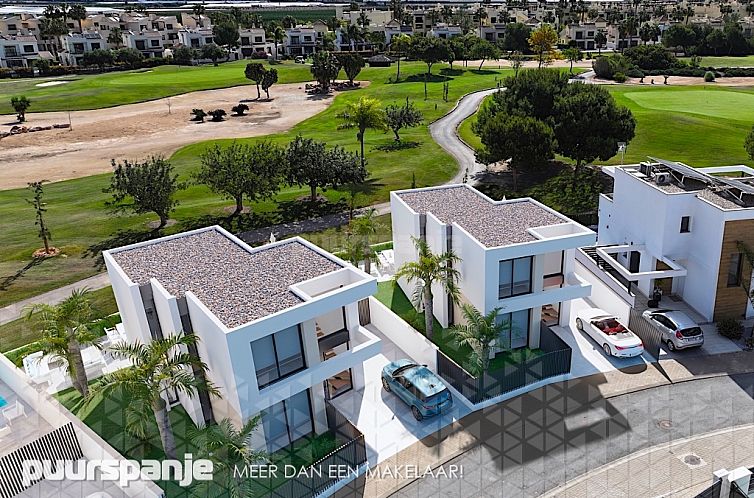 Vrijstaande woning in Los Alcazares