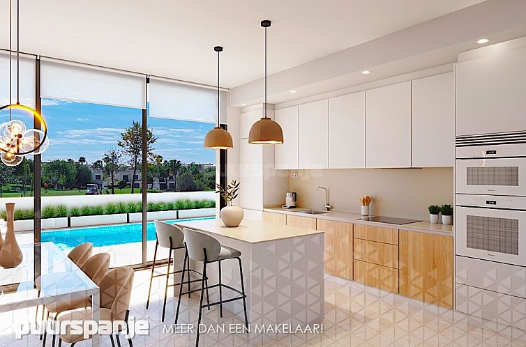 Vrijstaande woning in Los Alcazares