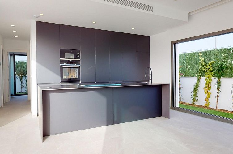 Vrijstaande woning in Los Alcazares