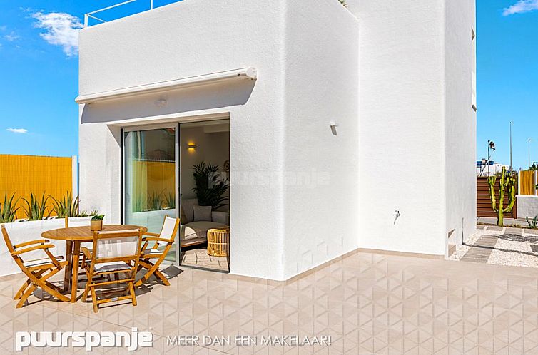 Vrijstaande woning in Los Alcazares