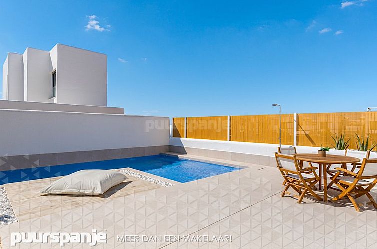 Vrijstaande woning in Los Alcazares