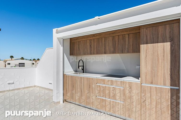 Vrijstaande woning in Los Alcazares