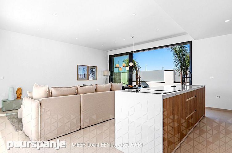 Vrijstaande woning in Los Alcazares