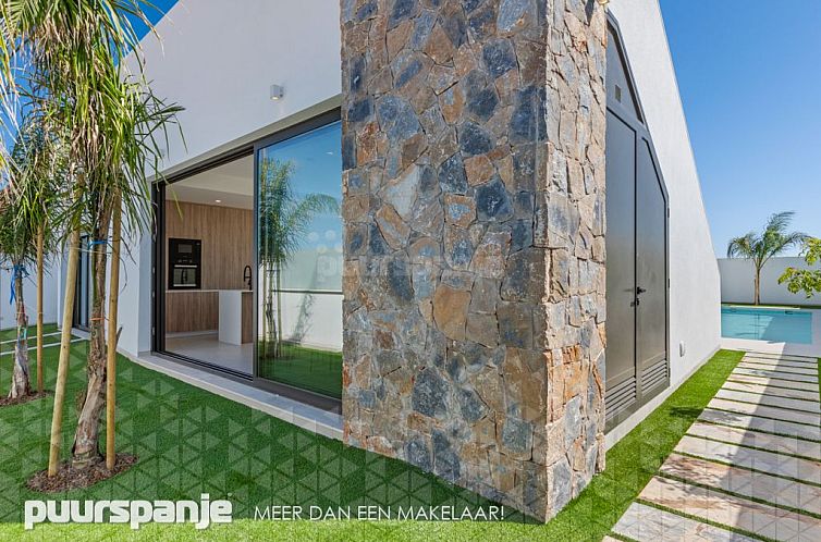 Vrijstaande woning in Los Alcazares